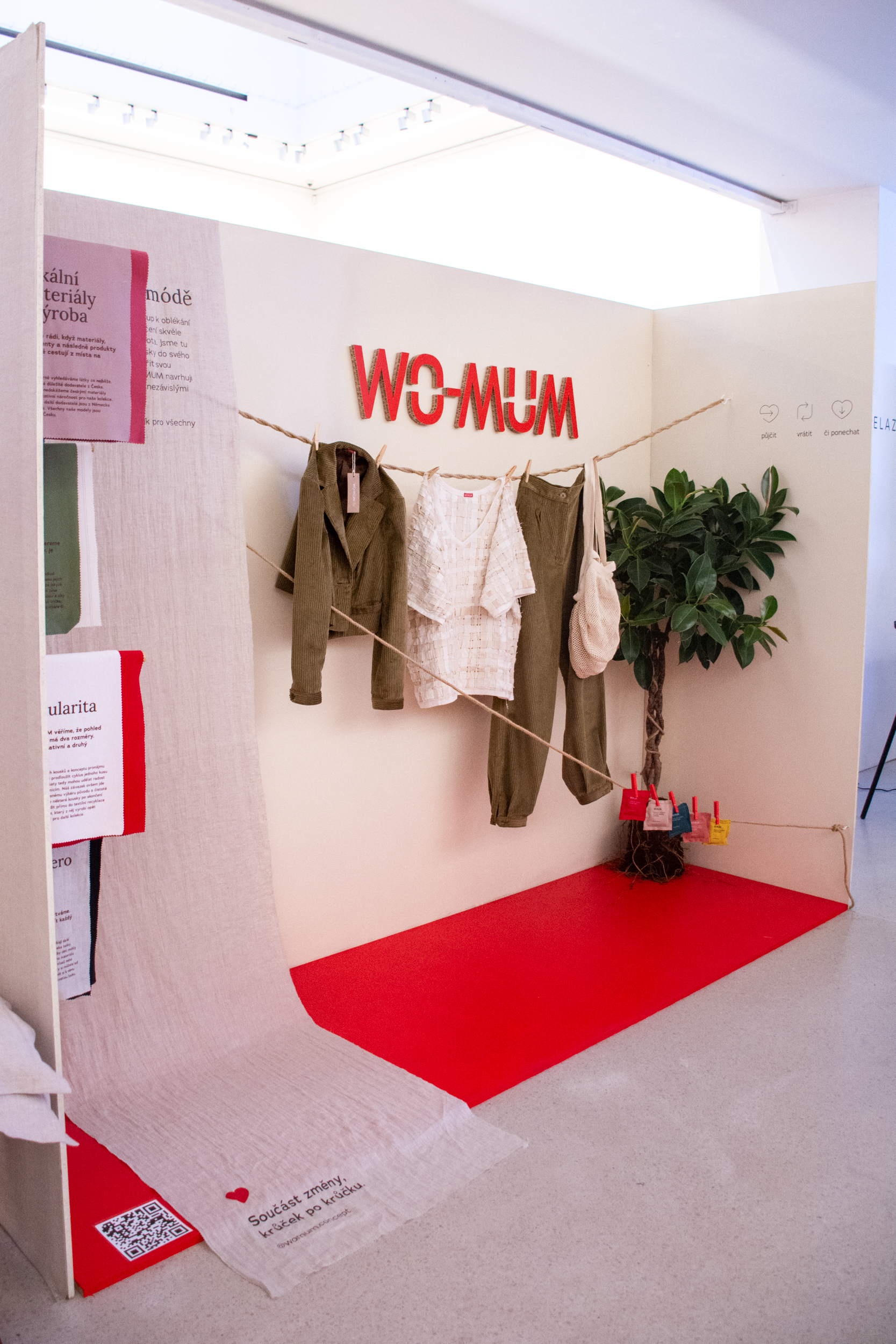 heelsmakedeals-czech_design_week-womum-branding-5