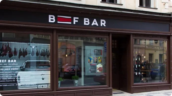 heels-make-deals-brand-sheets-beef-bar