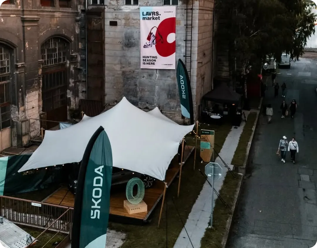 heels-make-deals-skoda-lavrs-market-activation-1